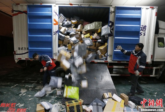 突然暴跌超20万人爆仓！发生了什么？