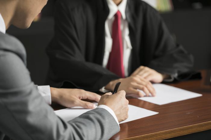 广期所调整碳酸锂期货相关合约交易手续费；德方纳米：第五代铁锂材料中试量产 新能源早参