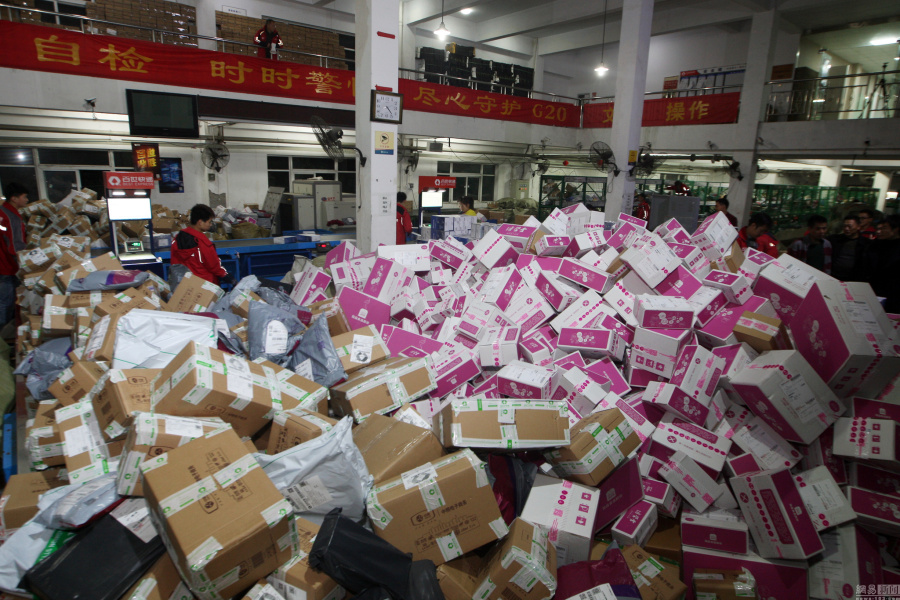 超47万人爆仓！超比特币一度跌超7%失守10万美元关口